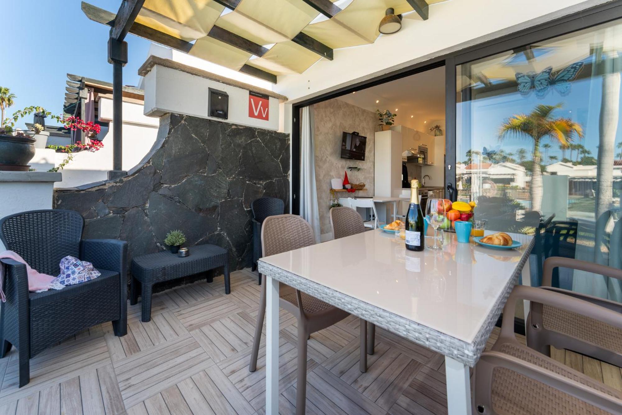 Luxury Poolside Holiday Home มาสปาโลมาส ภายนอก รูปภาพ